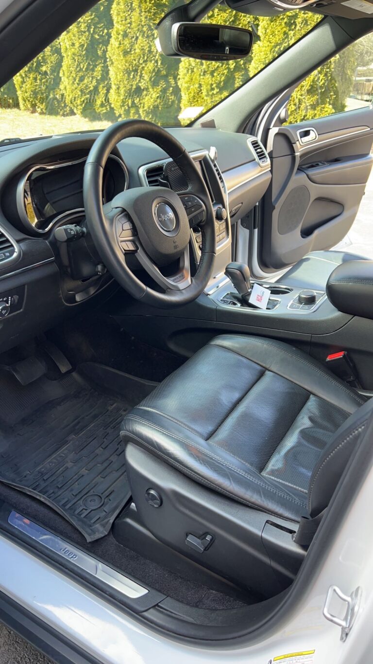 Jeep Front Seat